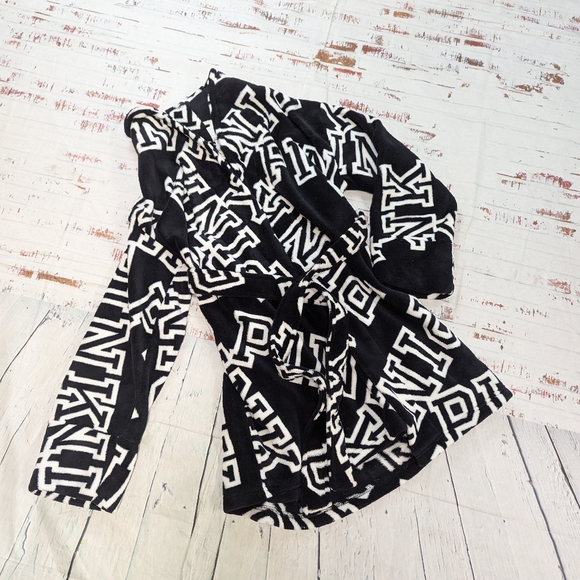 Pink by Victoria Secret black and white PINK spell out robe - Picture 3 of 3